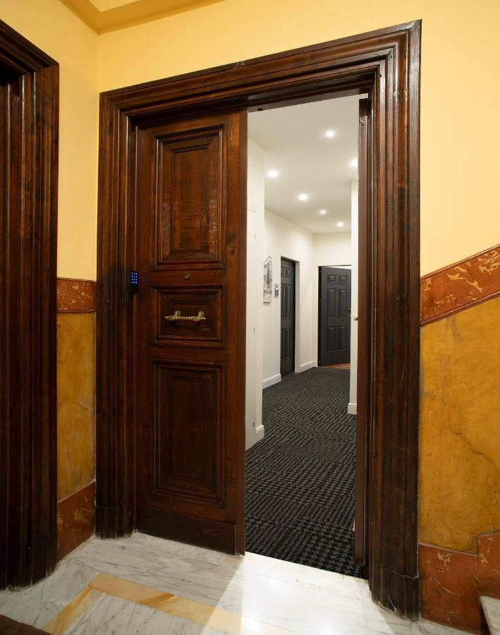 Apartment Eleveng Rom